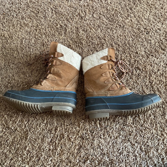 Girls Khombu boots - Picture 6 of 7